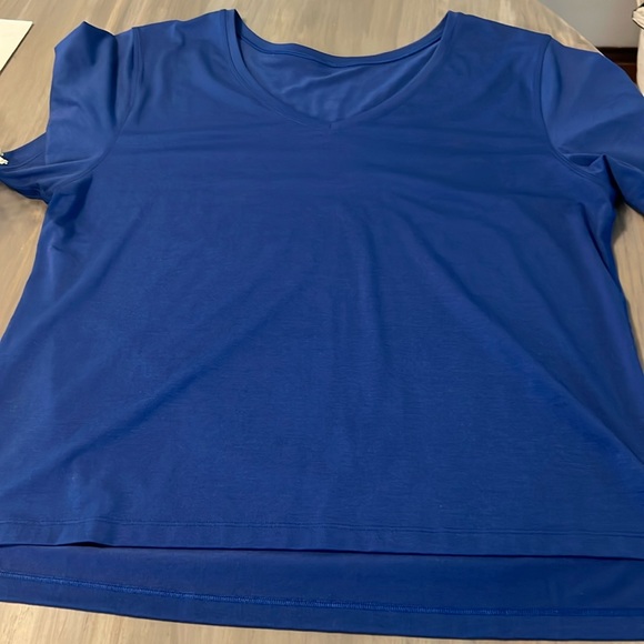 lululemon athletica Tops - lululemon athletica Blue V-Neck Top